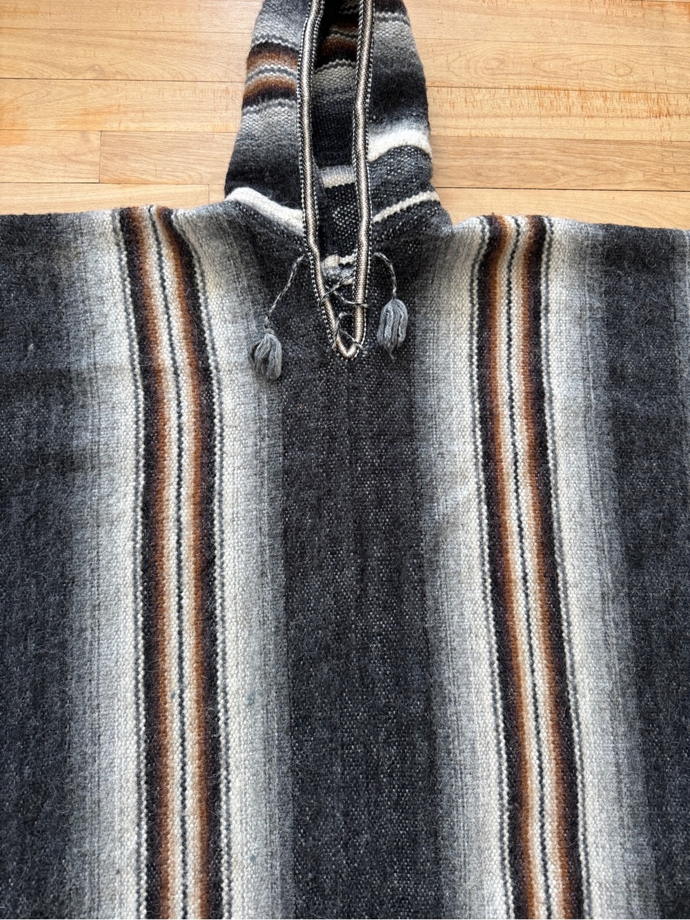 Alpaca Poncho - Picture 2 of 2